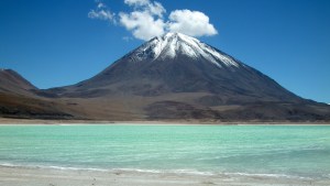 Licancabur_LagunaVerde